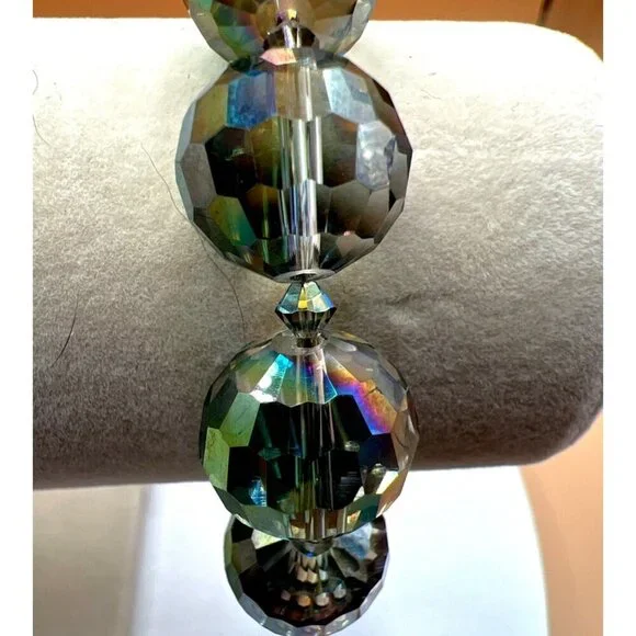 Vintage Aurora Borealis Crystal Beaded Bracelet. B51 - Picture 4 of 10